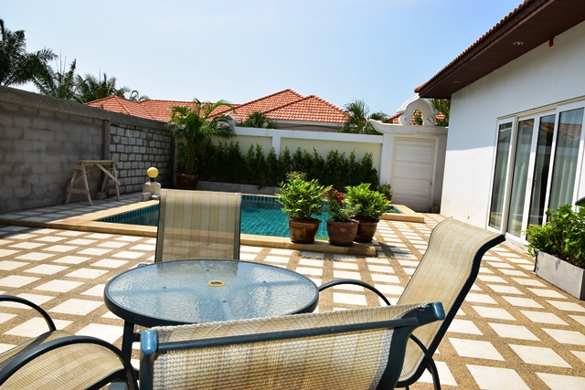 Majestic home 2 bedroom: 2 Bedrooms House for sale in Pratamnak Hill  ฿11,000,000