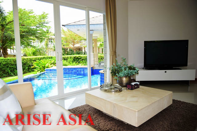Living by the sea: 2 Bedrooms House for sale in Bang Saray ฿27,000,000
