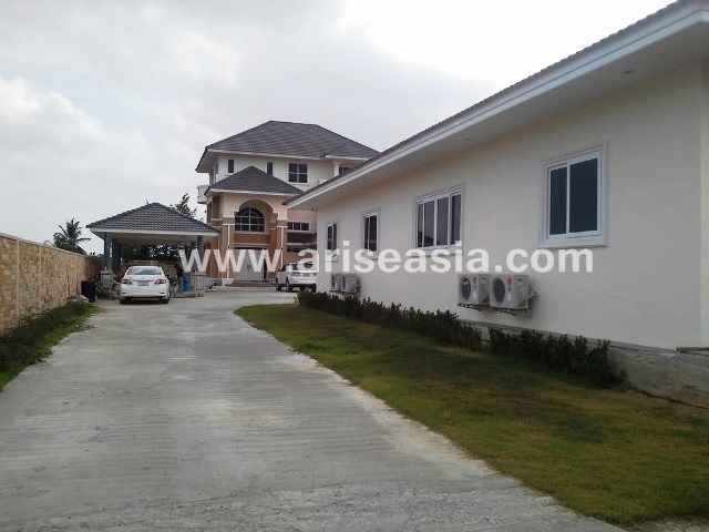 Big House 12 Bedroom: 12 Bedrooms House for sale in Bang Saray ฿25,000,000